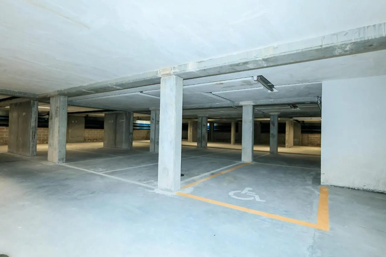 Residence San Francesco 蒂勒尼亚 4*,