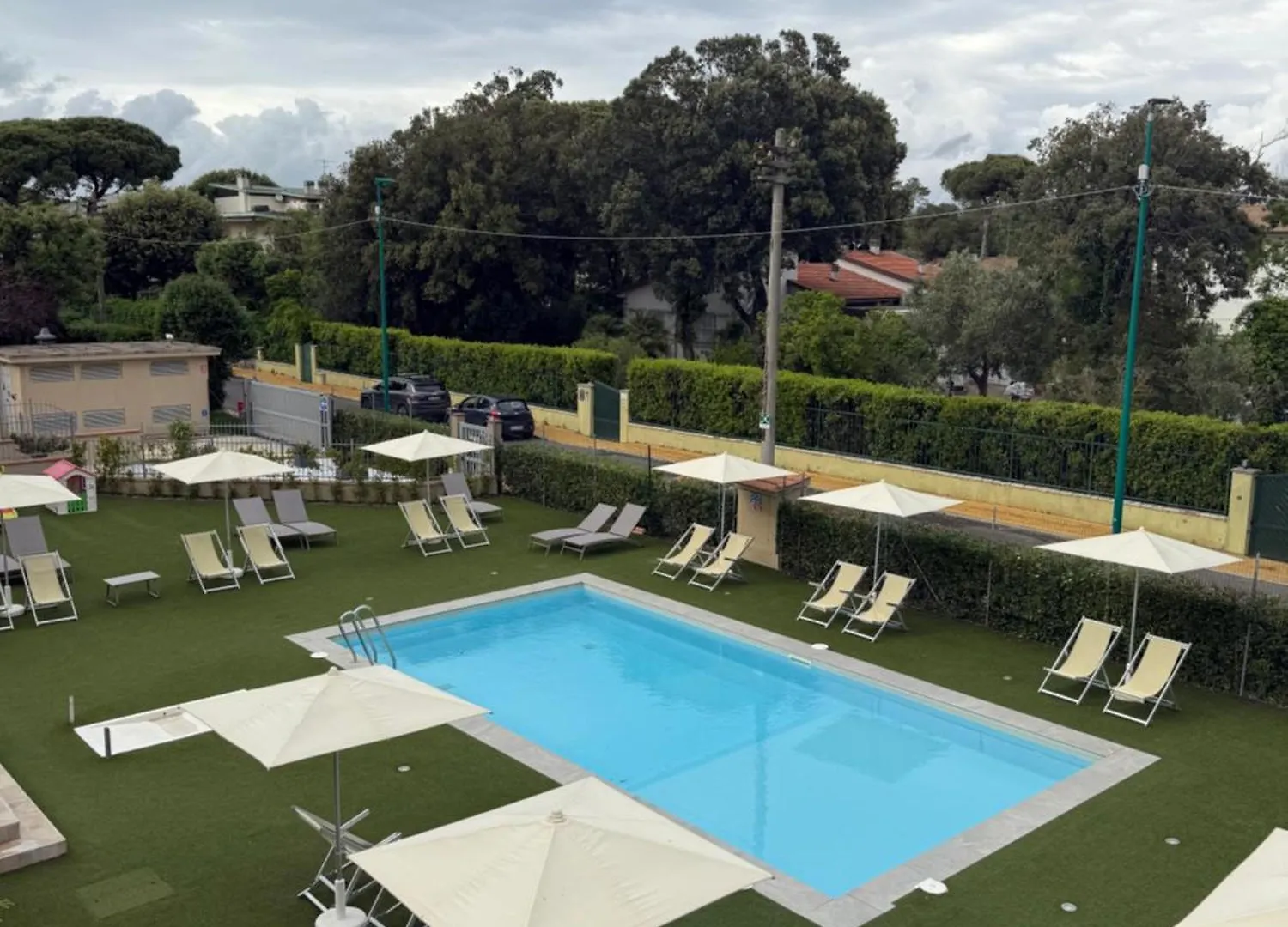 Residence San Francesco 蒂勒尼亚